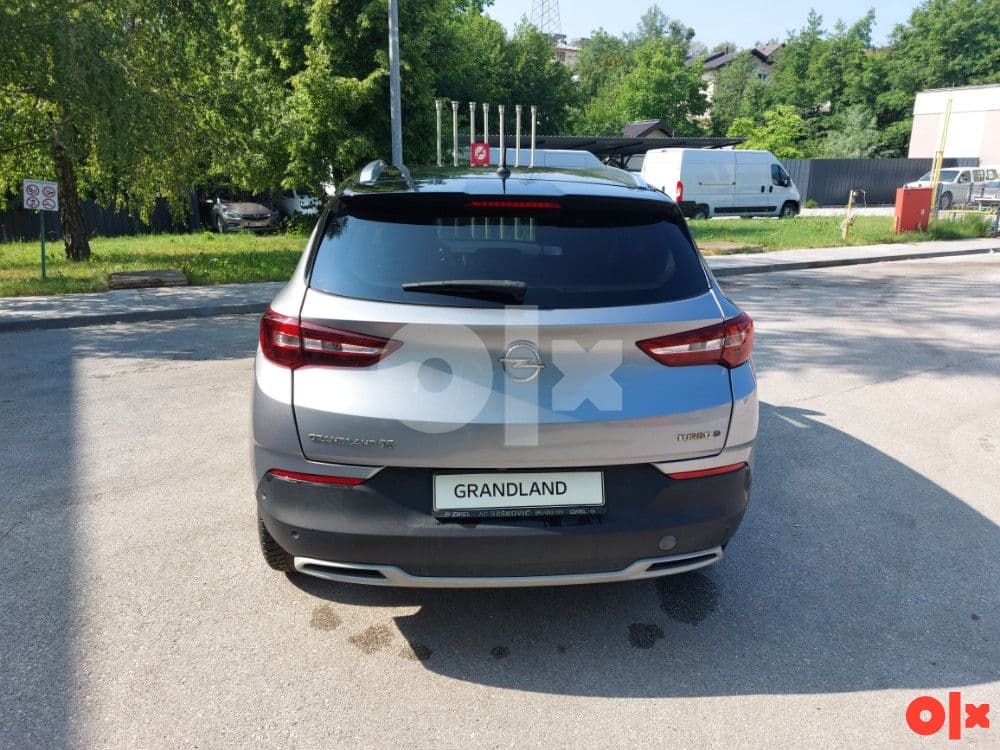 Opel Grandland X 1.5 130 KS Business Edition *2019* — slika 6 od 18