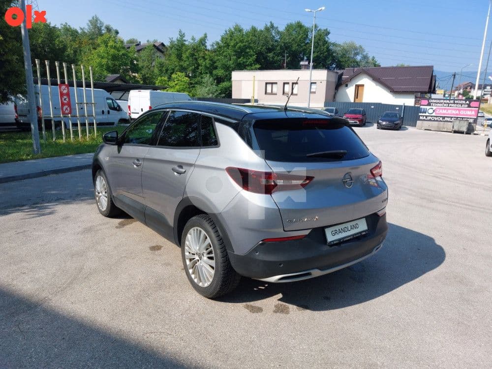 Opel Grandland X 1.5 130 KS Business Edition *2019* — slika 5 od 18