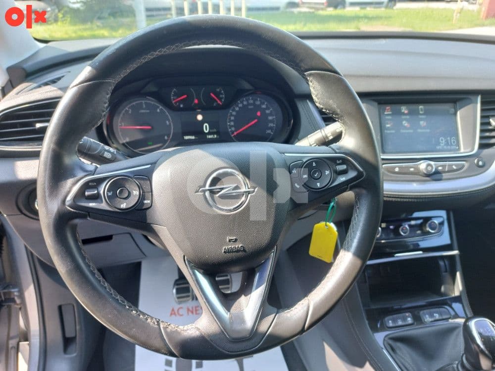 Opel Grandland X 1.5 130 KS Business Edition *2019* — slika 17 od 18