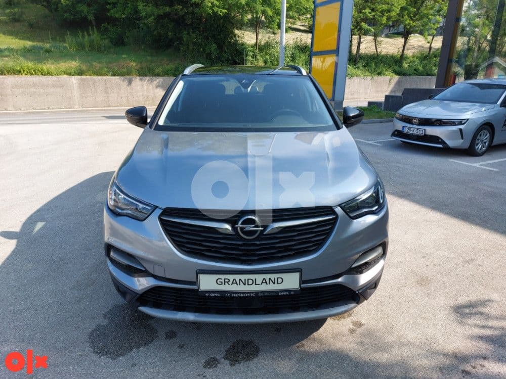 Opel Grandland X 1.5 130 KS Business Edition *2019* — slika 3 od 18
