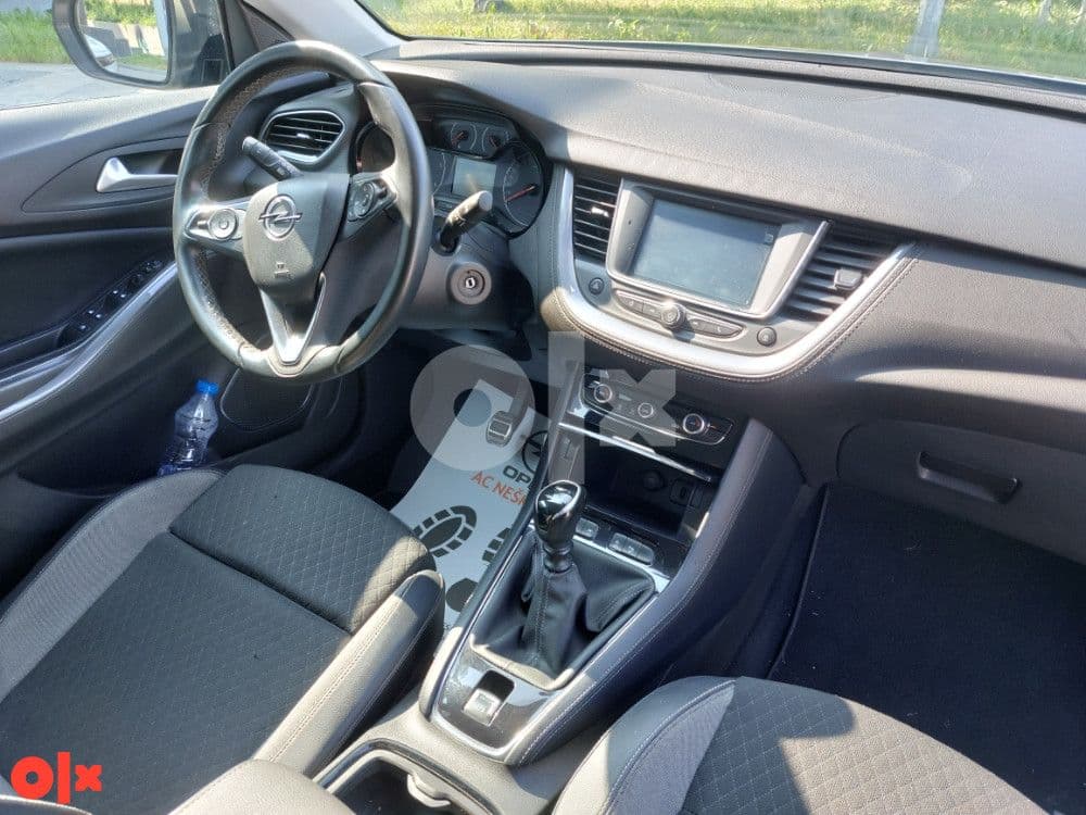 Opel Grandland X 1.5 130 KS Business Edition *2019* — slika 10 od 18