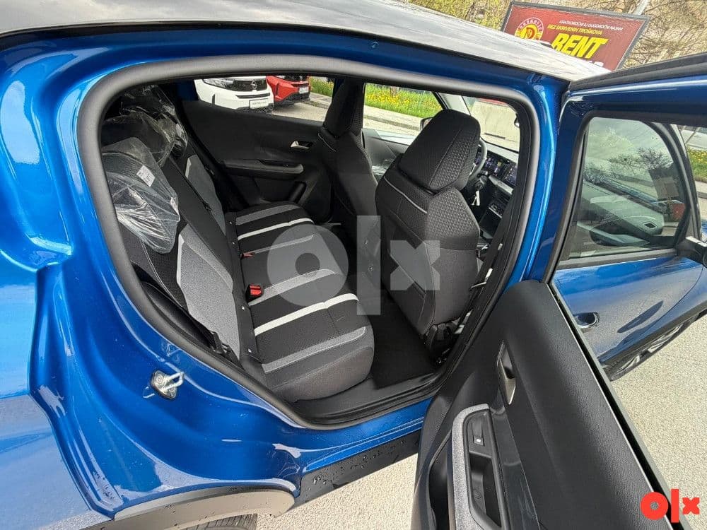 Opel Frontera GS 145 KS eDCT — slika 8 od 11