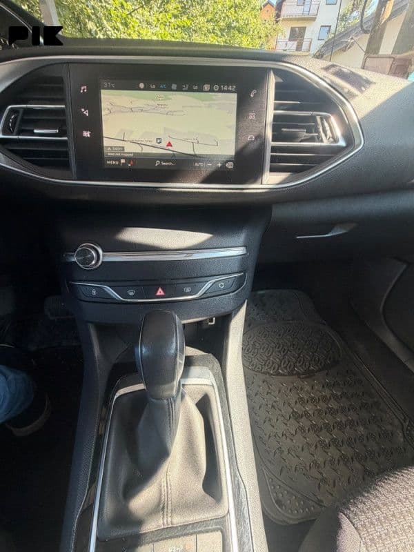 Peugeot 308 Business Active 1.6HDI 120KS 2017 AUTOMATIK — slika 8 od 14
