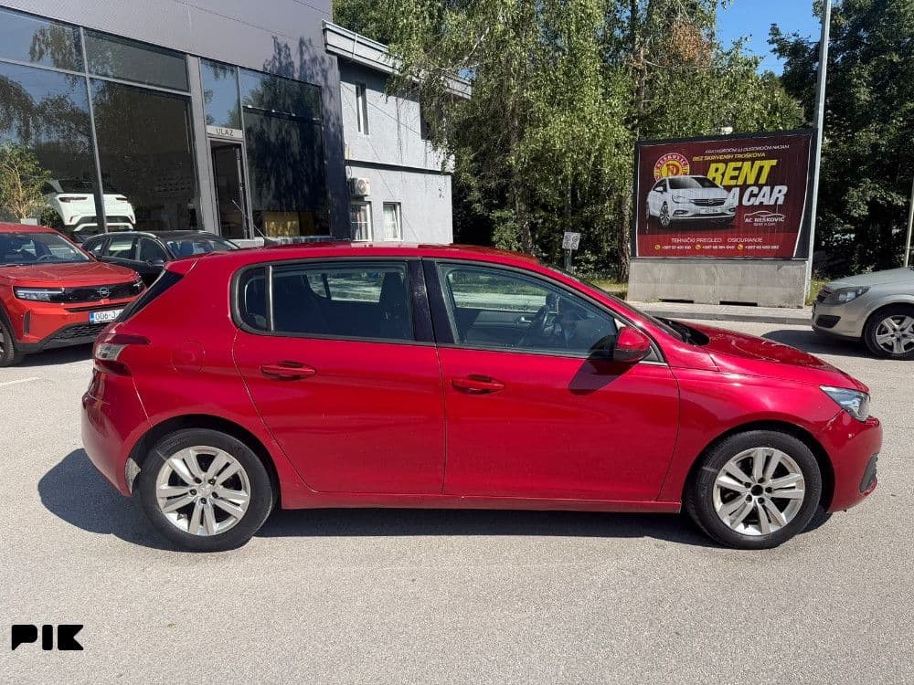 Peugeot 308 Business Active 1.6HDI 120KS 2017 AUTOMATIK — slika 3 od 14