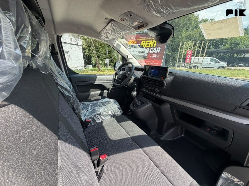 Opel Vivaro Cargo Van L 2.2 Dizel 150 KS 2026 — slika 9 od 13