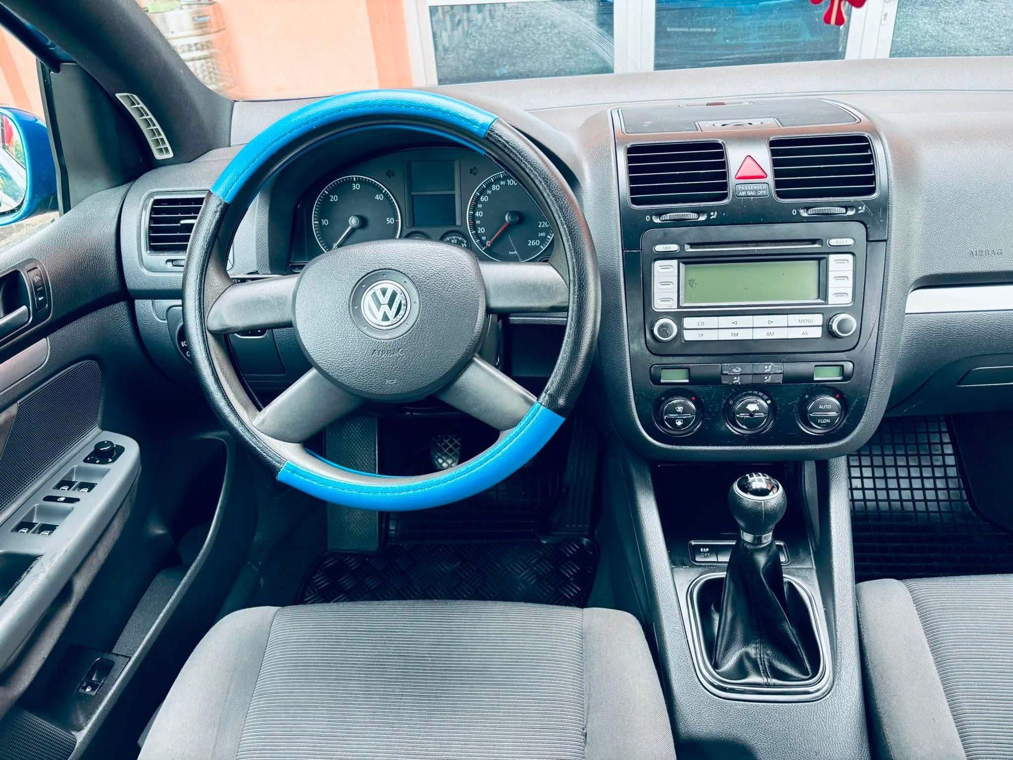 Golf 5 1.9 TDI 77kw 2004 — slika 2 od 4