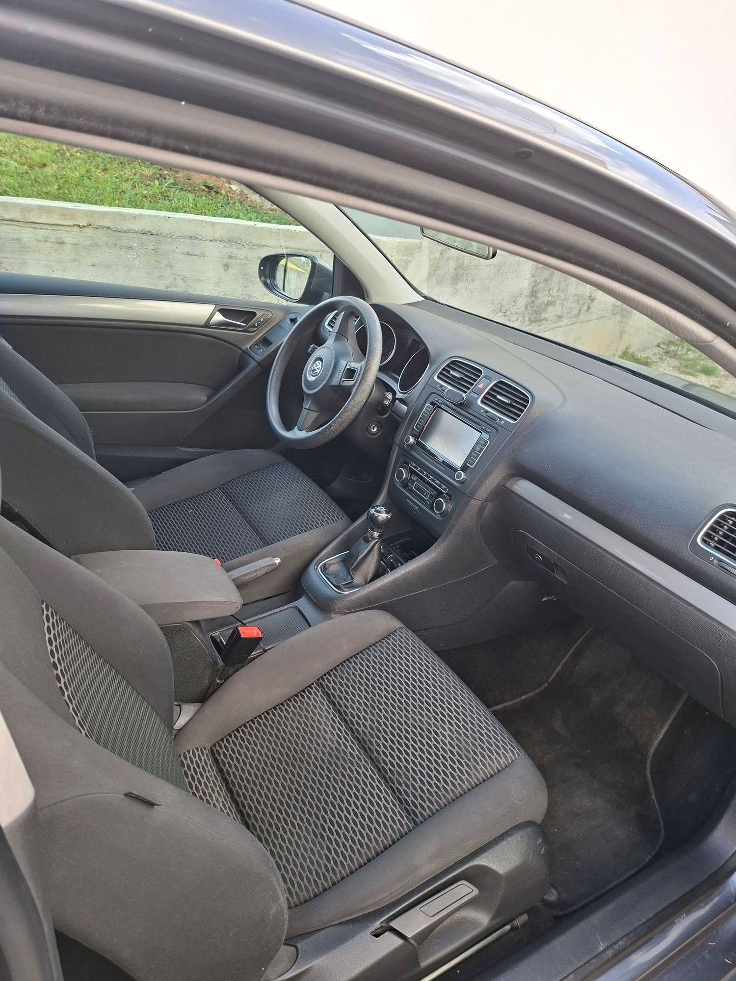 Volkswagen Golf VI 1.6 105 KS 77KW — slika 2 od 2
