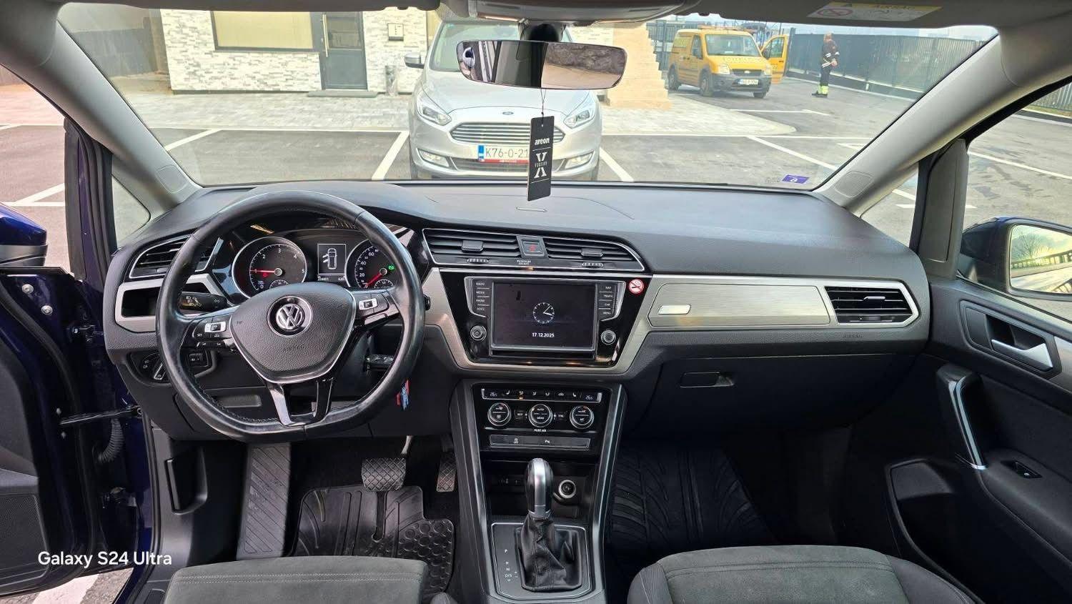 Volkswagen Touran 2.0 TDI DSG — slika 3 od 3