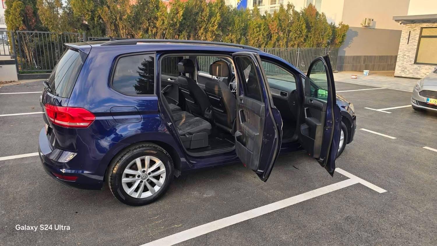 Volkswagen Touran 2.0 TDI DSG — slika 2 od 3
