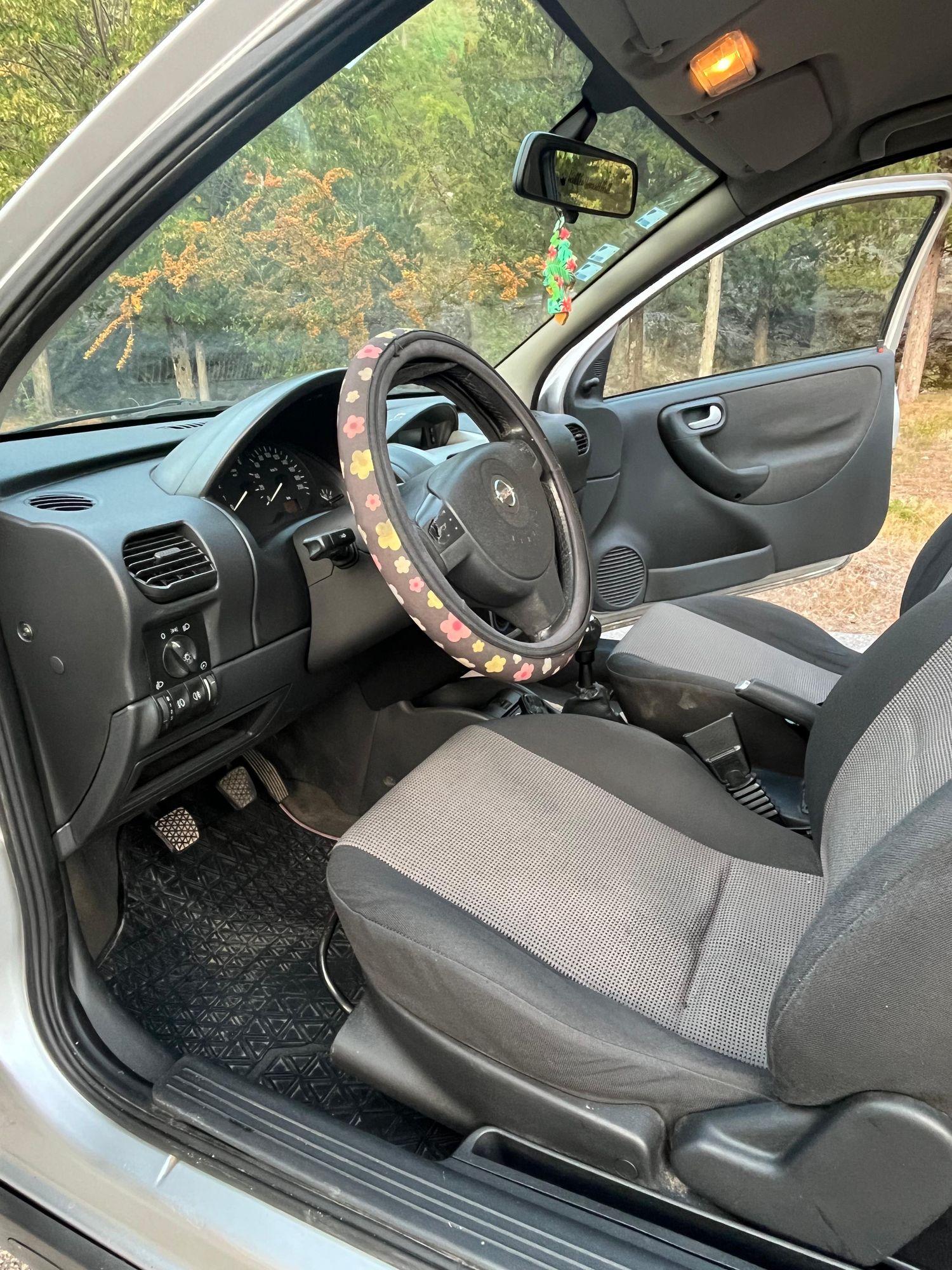 Opel Corsa — slika 3 od 5