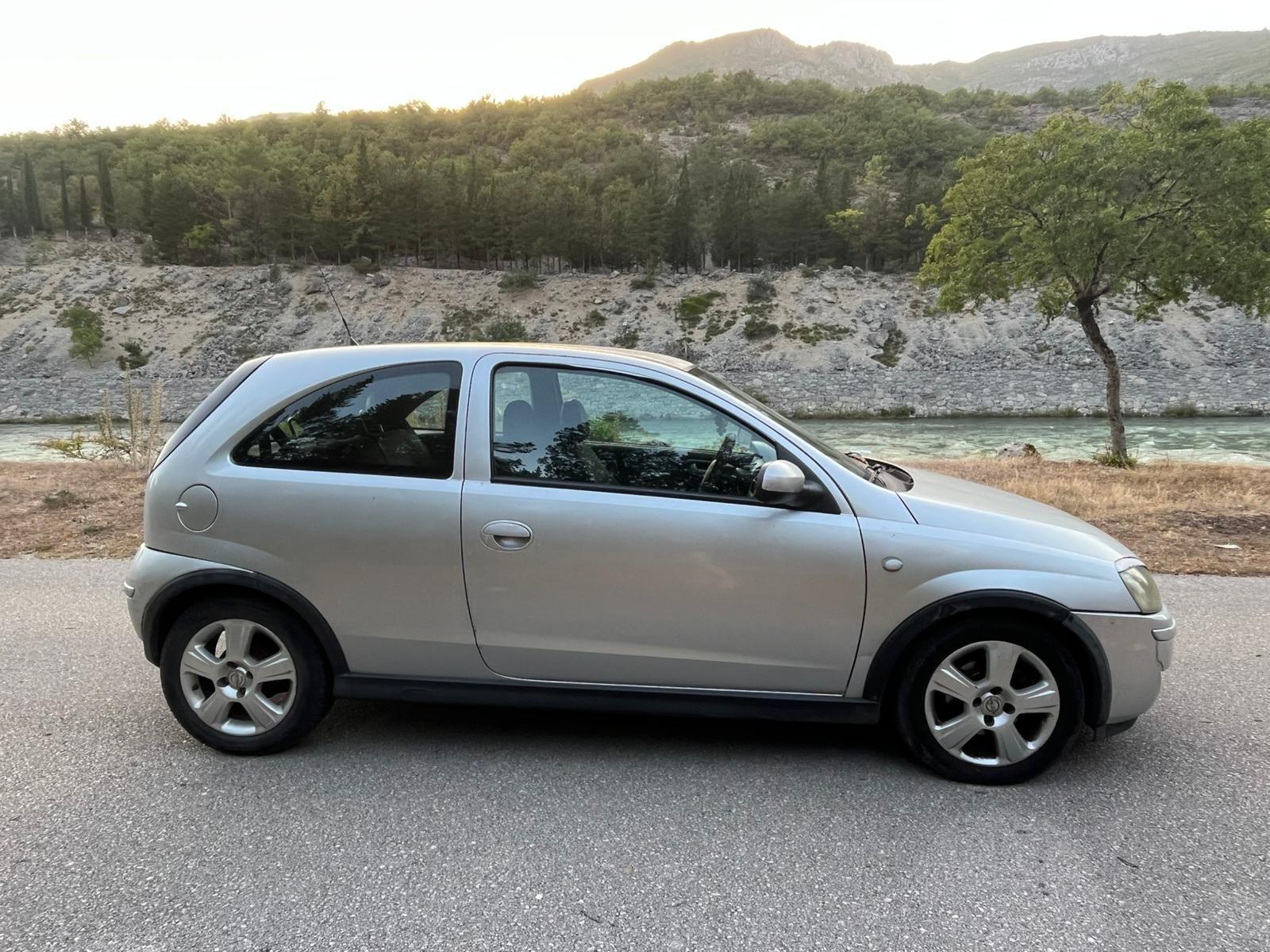 Opel Corsa — slika 1 od 5